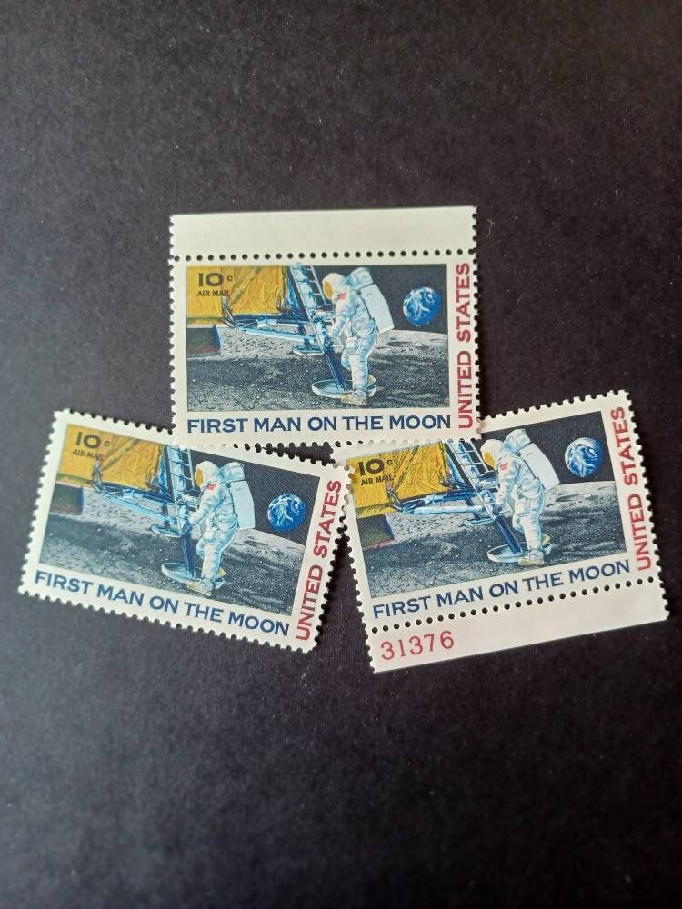 First Man on The Moon - US mint stamps - Astronaut sets foot on Moon -1969 airmail stamp #C76 - you get 3