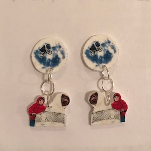 ET phone home earrings