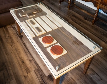 Insolite] Des tables basses qui jouent le jeu - Divers