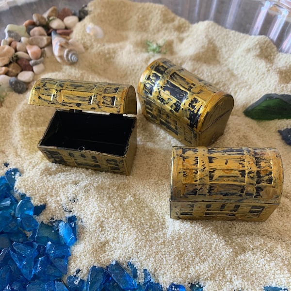 Small Treasure Chest Trunk Fish Tank Fairy Mermaid Garden Decoration Miniature Chest Pirate Party Favor Wedding Shower