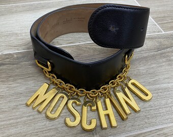 MOSCHINO leather belt Rare Gold Logo Monogram Redwall Vintage 401053 Retro AUTH