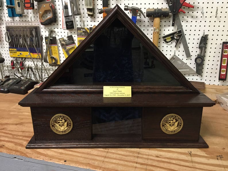 5x9 Memorial/Burial Flag and Urn case with medal display Etsy
