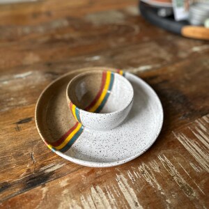 A unique vintage chip and dip serving bowl featuring Retro Rooster MCM