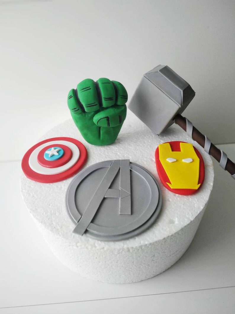 Avengers fondant cake toppers 5pcs. Etsy