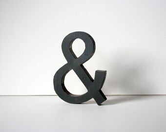 Beautiful & sign in black size S