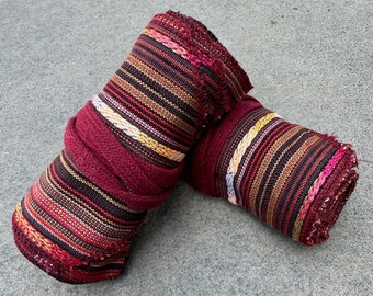 Renaissance fair costume, Medieval LARP Leg Wraps, Puttees, Wickelbander, Red stripe, Cotton for Viking & Saxon, Historical, Fantasy Cosplay