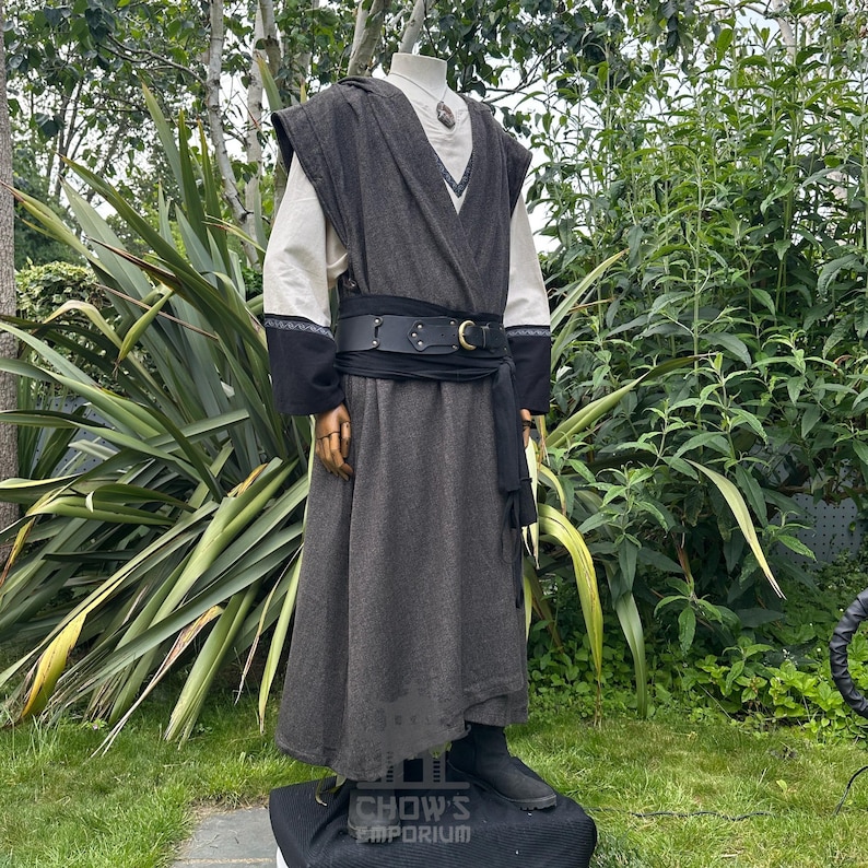LARP Robe With Hood, Brown Herringbone Wool, Renaissance Faire Hooded ...