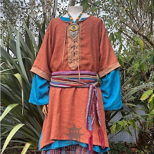 Dwarven Tunic – Woven Rust & Brown | Medieval Tunic for Viking, Celtic, Roman, Ranger, Warrior, Druid, Fantasy Cosplay, Ren Faire, and LARP
