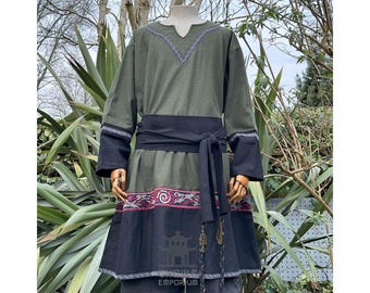 Viking Tunic Wool - Green & Black for LARP, Medieval, Cosplay, Fantasy Costumes, and Renaissance Faire