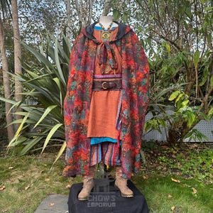 Druid Cloak, Faux Fur Lined Hooded Cape, Forest Ranger Wizard Costume, Faerie Elf Cosplay, Medieval Renaissance Faire LARP