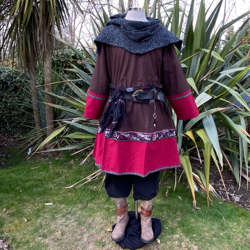 LARP Viking Costume / Tunic and Mantle Set / Brown and Red / Etsy