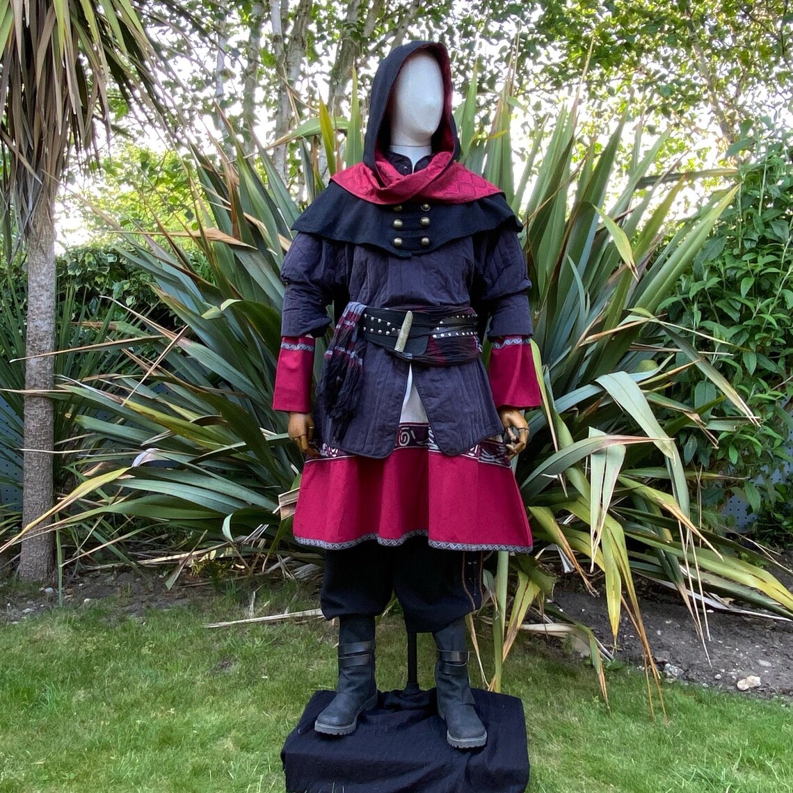 LARP Kostüm Set / Nekromant / Blutjäger / schwarz weiß-rot / | Etsy