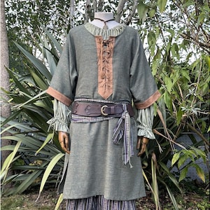 Dwarven Tunic – Woven Green & Brown | Medieval Tunic for Viking, Celtic, Roman, Ranger, Warrior, Druid, Fantasy Cosplay, Ren Faire, and LARP