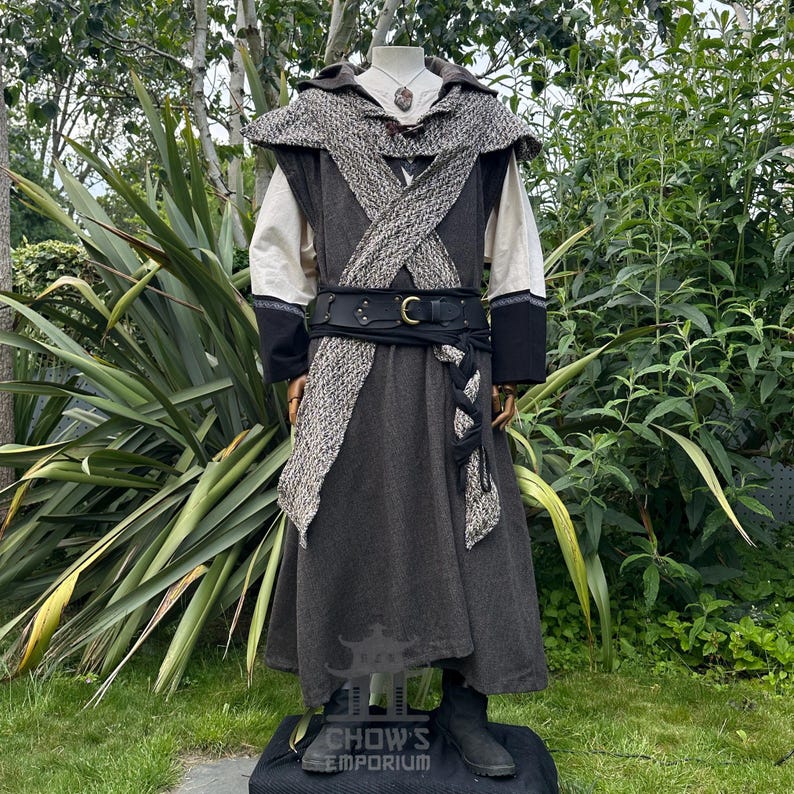 Medieval Warrior LARP Outfit - 4+ Pcs - Robe, Hood, Sash, Necklace ...