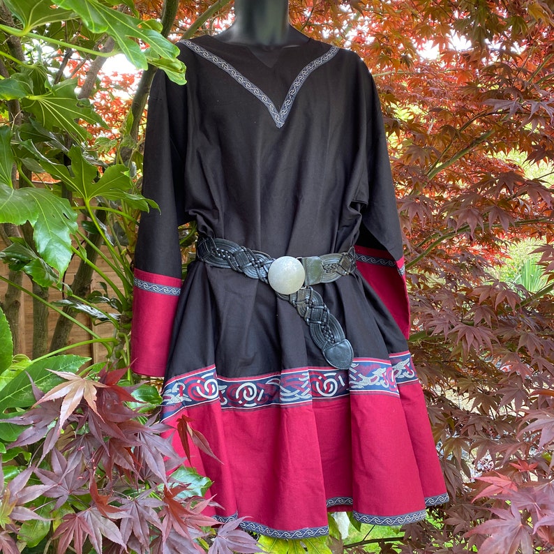 Viking Tunic / Two Tone Black & Red / Linen Cotton Mixture / - Etsy UK