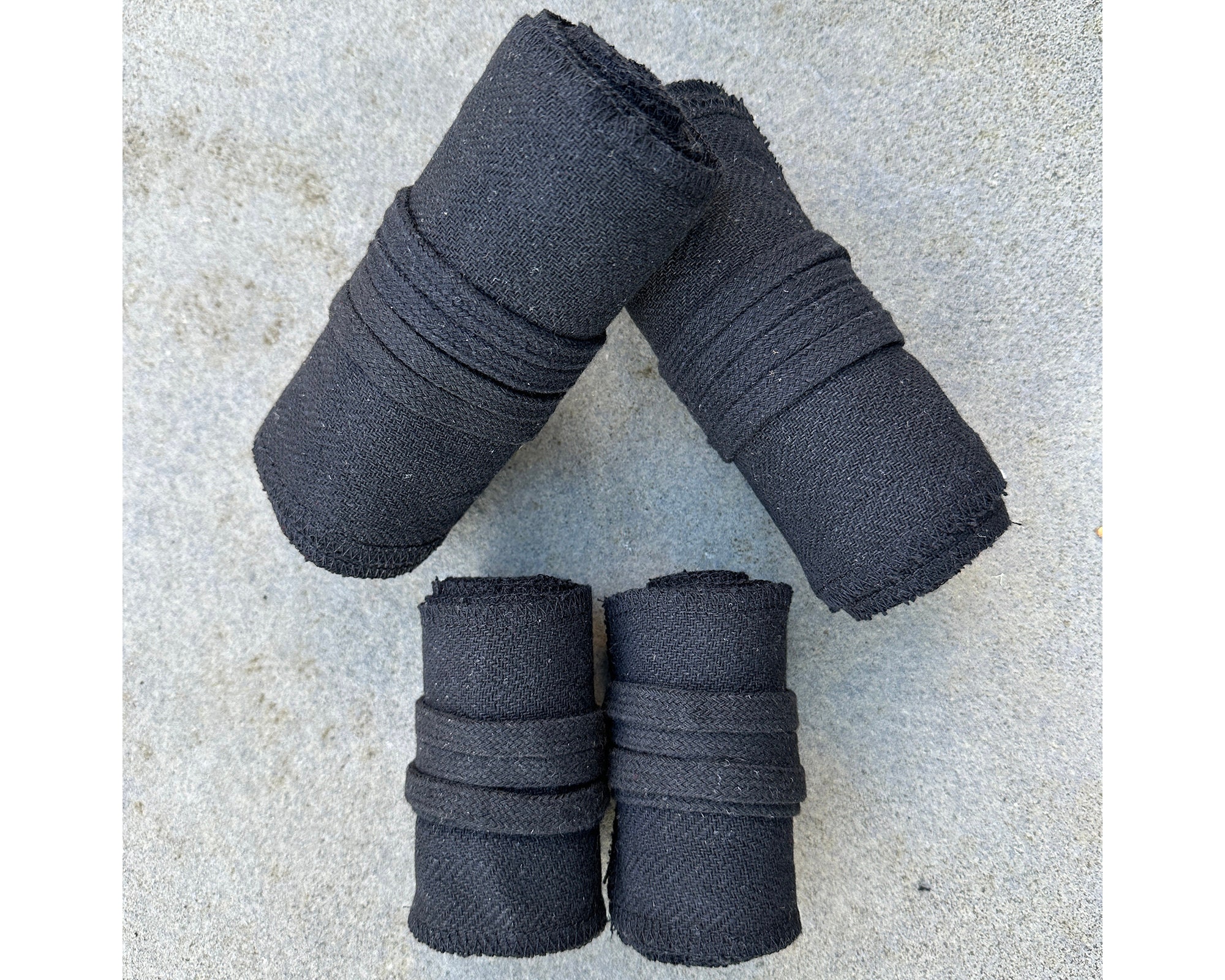 Mittelalter Bein & Arm Wickel Set - Schwarze Fischgrät Wolle | Mittelalter für Wikinger, Kelten, Waldläufer, Krieger, Fantasy Cosplay, Ren Faire und LARP