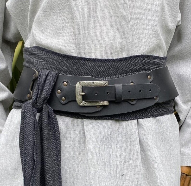 Middeleeuwse Rode Koning LARP-outfit, 4+ delen, vest, capuchon, armbeschermers, sjerp, Renaissancebeurs, necromancer, tovenaar, magiër, huurmoordenaar afbeelding 14