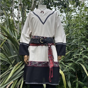 Tunica vichinga – Tunica bianca e nera / medievale per LARP, pirati, ranger, guerrieri, druidi, maghi, maghi, cosplay fantasy e fiere Ren