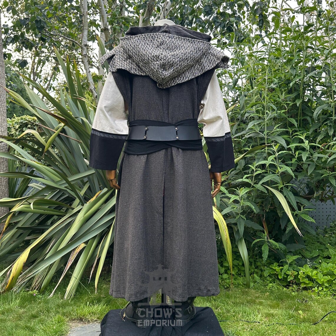 LARP Robe With Hood, Brown Herringbone Wool, Renaissance Faire Hooded ...