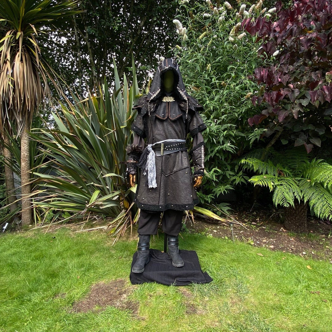 Shadow Rogue Faux Leather Armor Outfit, 5 Pieces, Black, for Cosplay