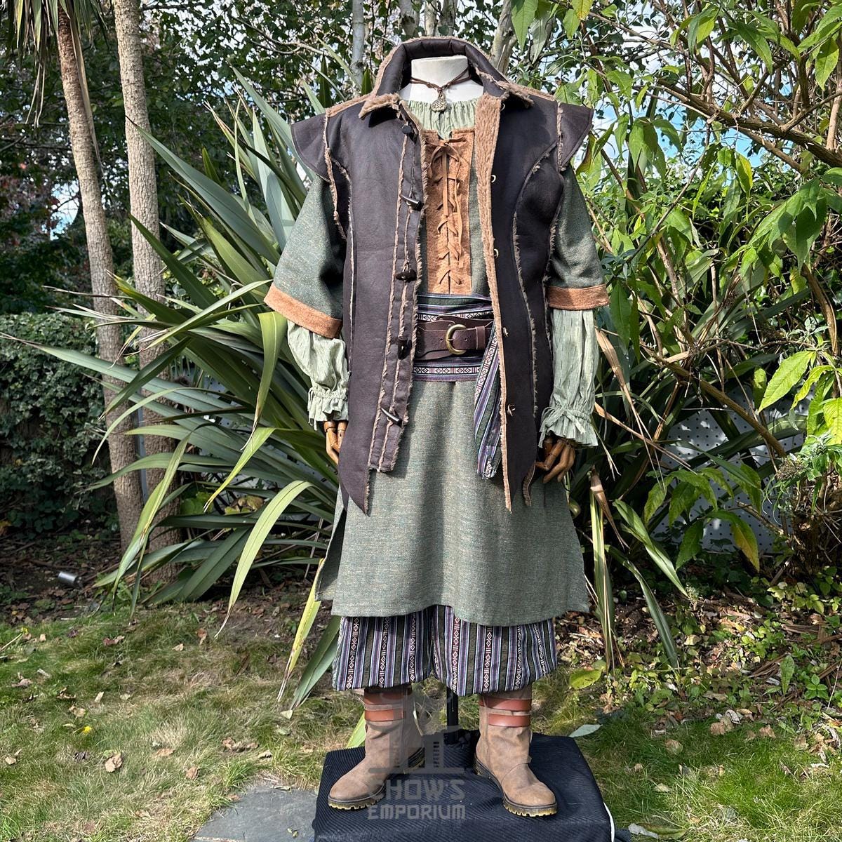 Mittelalterliche Wikinger Ritter Samurai Kostüm Leder Brust Rüstung Beschützer Larp Kampf Ausrüstung Zubehör Dragon Scale Brustpanzer für Männer | DE