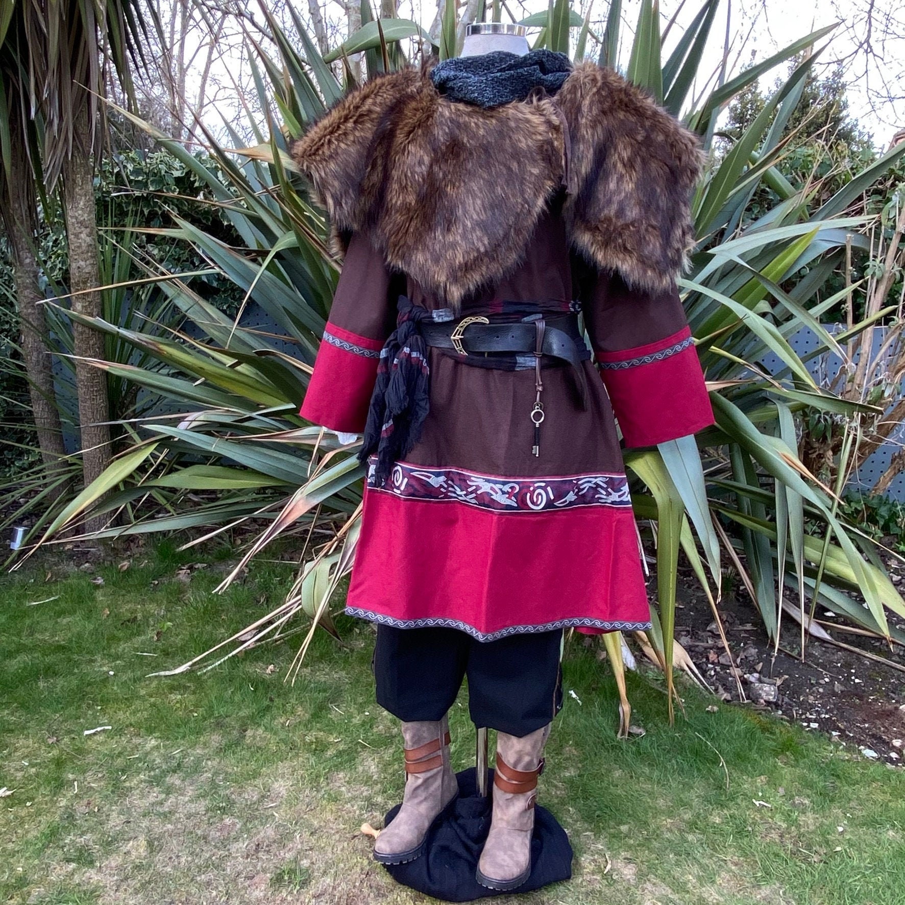 LARP Viking Costume / Tunic and Mantle Set / Brown and Red / Etsy
