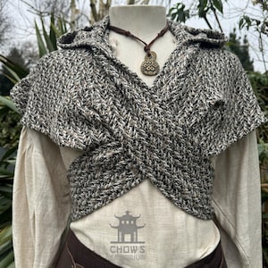 Medieval Scarf Hood - Brown, Beige & Black | Cowl, Gugel, Mantle | LARP, Assassin, Ranger, Rogue, Viking, Warrior, Fantasy Cosplay, Ren Fair