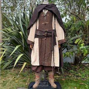 Merchant Trader Outfit -5 pieces | Cloak, Tunic, Trousers, Sash, Necklace | LARP, Medieval, Viking, Warrior, Fantasy, Cosplay, Ren Faire