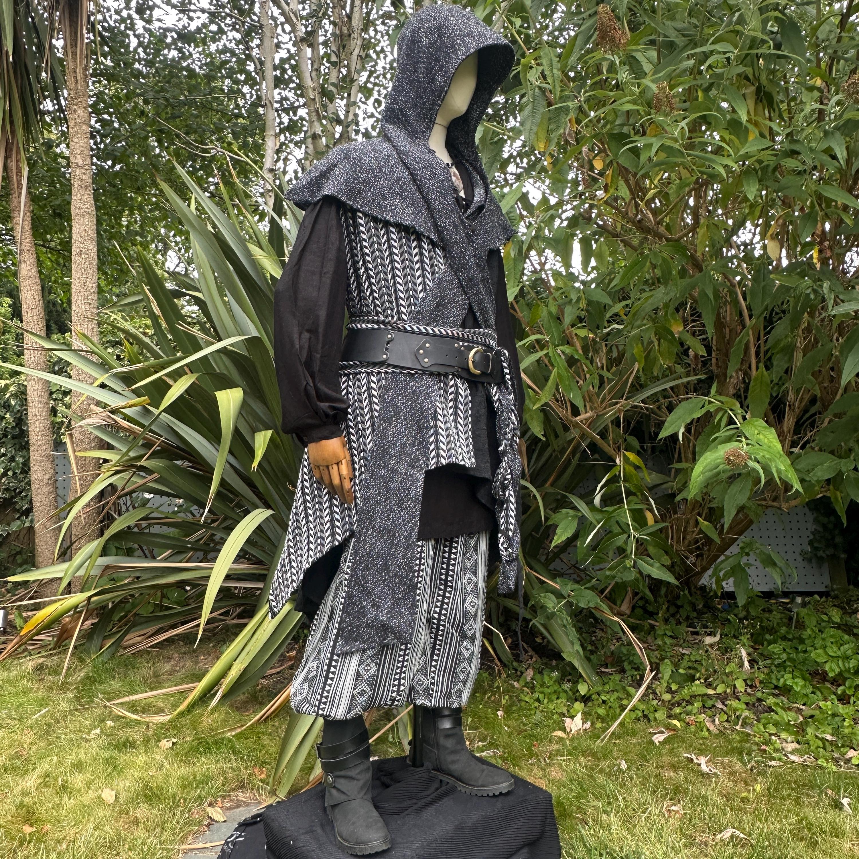 Larp Ranger Medieval Ranger LARP Outfit, 4+ Pcs, Waistcoat, Hood, Shirt, Sash ...