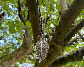 Leaf Necklace, Belt Accessory, Charms, Trinkets, for LARP, Ren Faire, Cosplay, Medieval Historical Costume