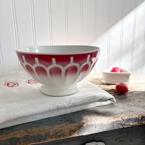 Large French Café Au Lait Bowl// Vintage French Café Au Lait Bowl// White and Pink Café Au Lait Bowl// French Vintage Bowl