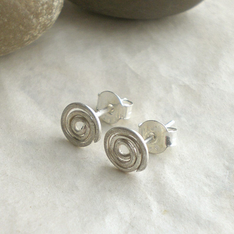 Simple sterling silver studs earrings wire wrapped stud earring 925 silver g873 image 2