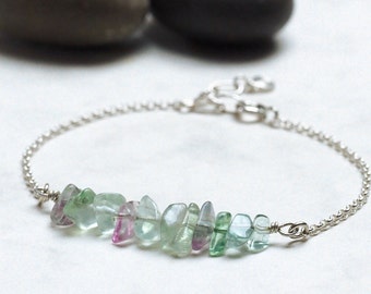 Dainty sterling silver bracelet with green fluorite nuggets - 925 silver, a994