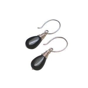 Kleine Onyx Tropfen Ohrhänger 925 Silber schwarze Ohrringe handgefertigt zarte Tropfenohrringe Sterlingsilber f466 Bild 4