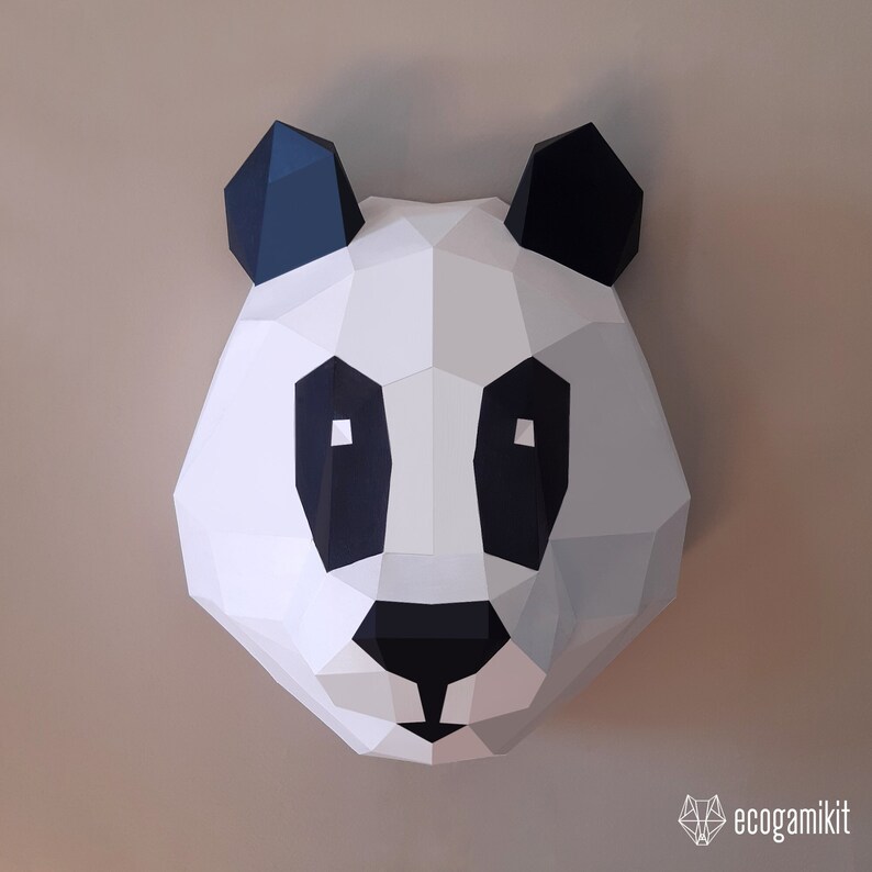 Panda scultura papercraft 3D, kit fai da te per adulti, puzzle per rendere la decorazione della parete del panda immagine 1