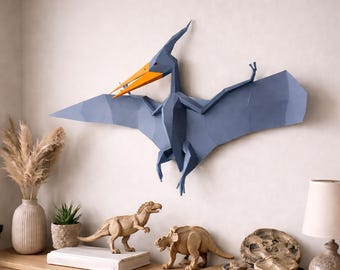 PDF de papercraft de dinossauro pterodáctilo, faça você mesmo decoração de parede de réptil voador, modelo 3D de baixa poligonagem para impressão.