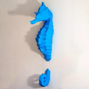 Seahorse papercraft sculpture, printable 3D puzzle, papercraft Pdf template to make your marine life decor