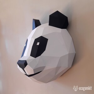 Panda scultura papercraft 3D, kit fai da te per adulti, puzzle per rendere la decorazione della parete del panda immagine 2
