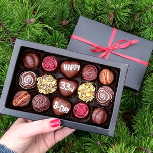 Vegan HAPPY BIRTHDAY Personalised Box of 15 mix artisan chocolates. Free shipping. Belgian Artisan Chocolate truffles. Handmade chocolate image 4