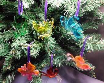 Original Handcrafted Epoxy Resin Rainbow Butterfly Ornaments (6pc) Unique Home Décor Christmas Tree Decoration Festive Holiday Gift Set