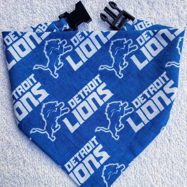 Buckle Dog Bandana Dog Pet Cat Bandanna DETROIT LIONS Football nfl Print Handmade to Order + Personalize Name or Text