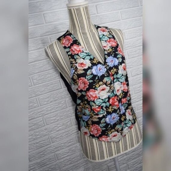Vintage 90s Best American Clothing Floral Vest Mu… - image 2
