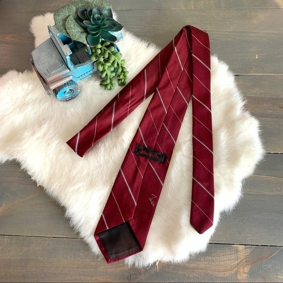 Vintage John Weitz Red and White Striped Necktie - image 3