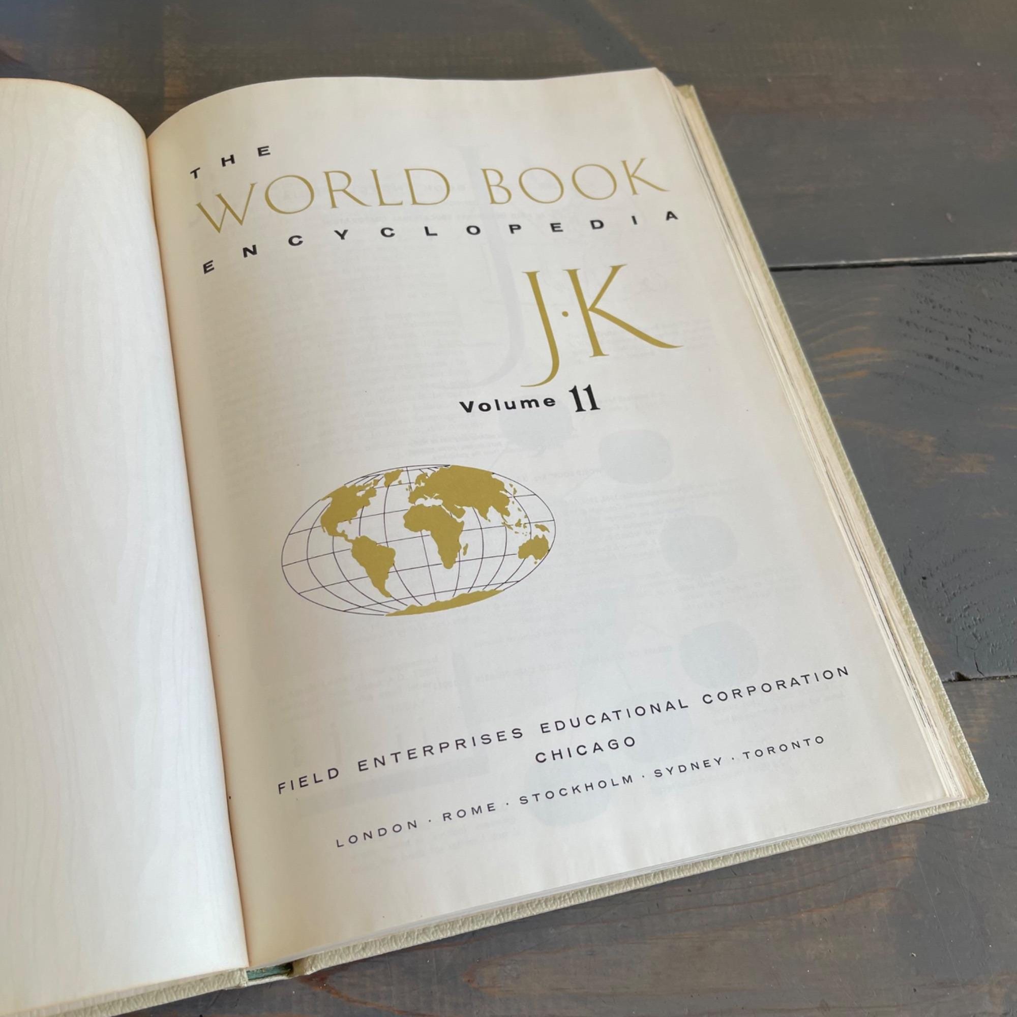 Vintage 1967 the World Book Encyclopedia Volume 11-J-K Top Edge