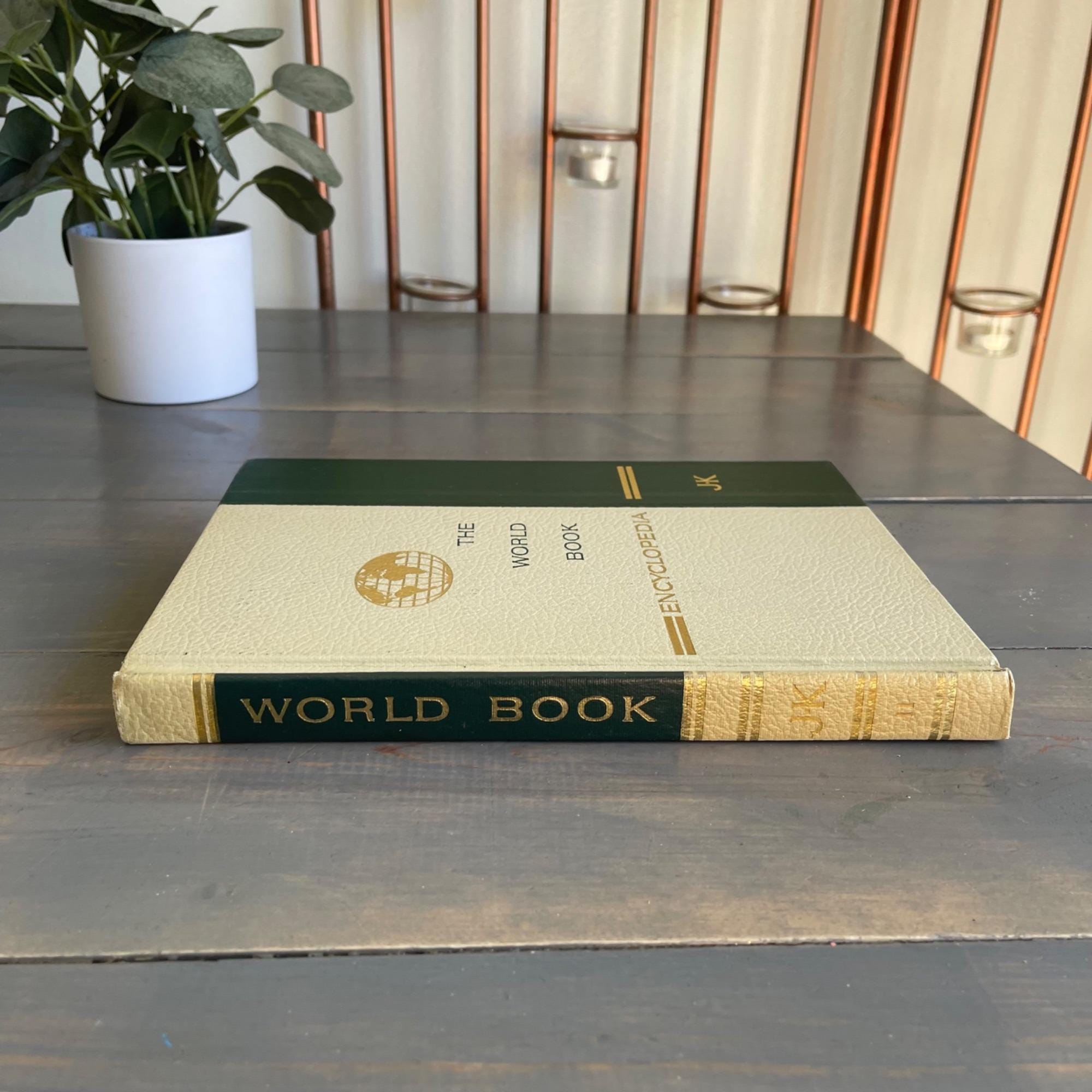Vintage 1967 the World Book Encyclopedia Volume 11-J-K Top Edge