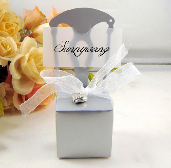 100 Wedding Favor Box With Heart Pendant Gold Wedding Chair Etsy