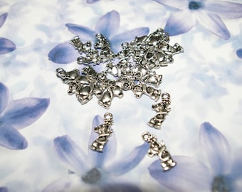 10 silver bear charms and its flower 20x9x3 mm