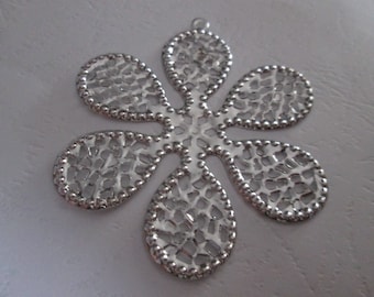 2 silver filigree flower prints/charms of 70 x 65 mm