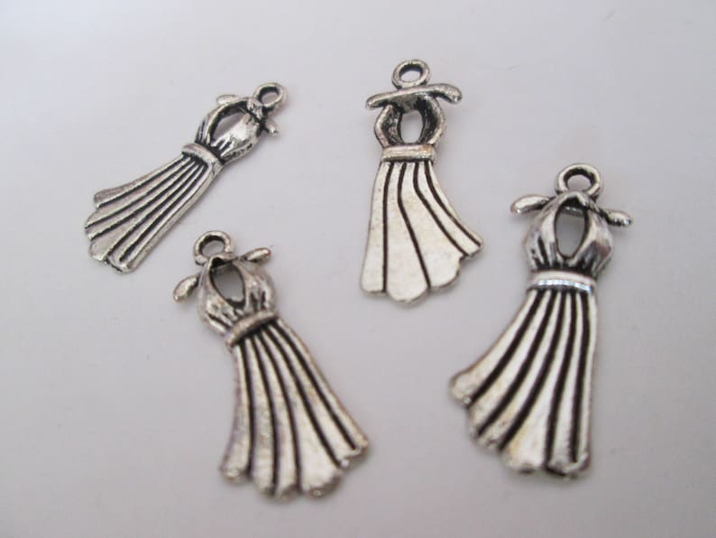 10 charms dress silver 23 x 10 mm