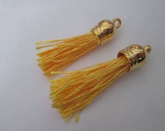 2 pompons 45 mm , tassel à franges en soie coloris jaune